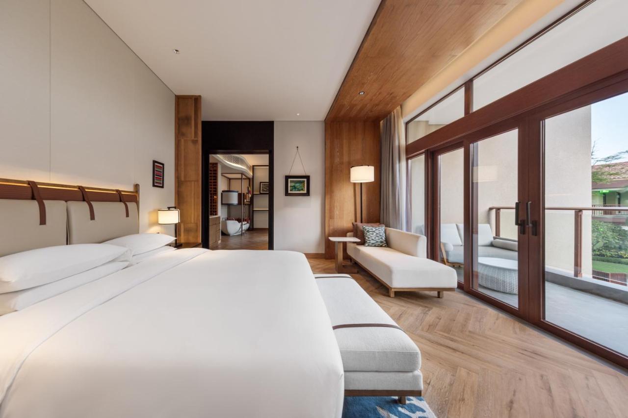 Отель Grand Hyatt Shenzhou Peninsula Ваньнин Экстерьер фото
